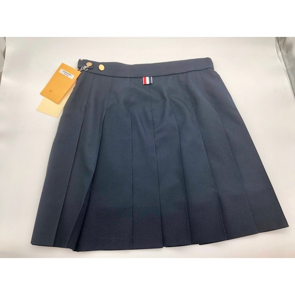 Thom Browne Mini Skirt Pleated Skirt Asymmetrical - Picture 5 of 8